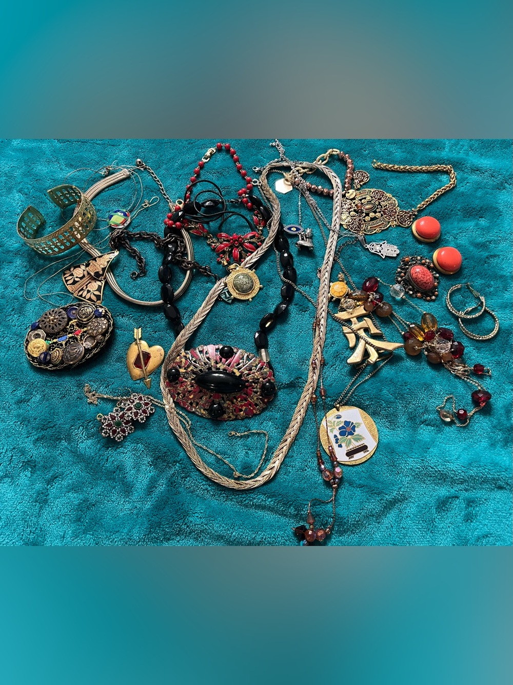 Jewelry Lot Necklaces Bracelets Earrings Pins Vintage Gold Tone